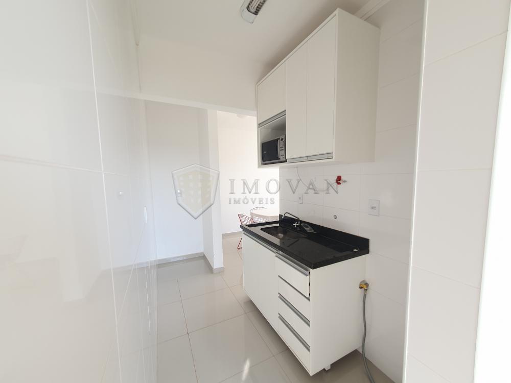 Alugar Apartamento / Padrão em Ribeirão Preto R$ 1.500,00 - Foto 3