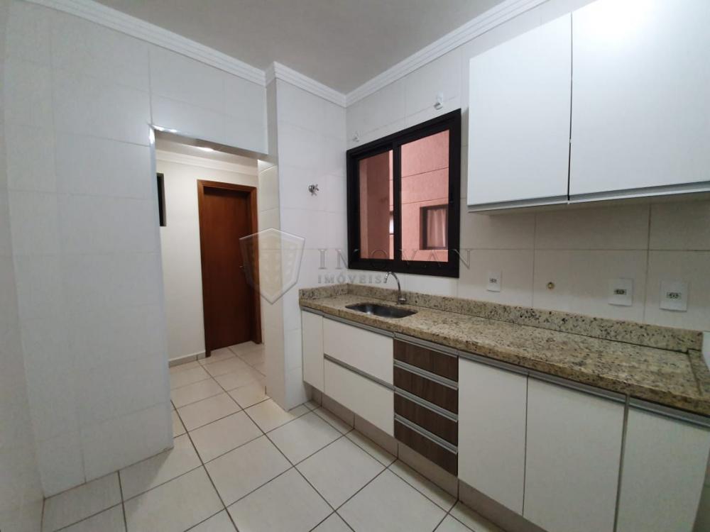 Alugar Apartamento / Padrão em Ribeirão Preto R$ 2.500,00 - Foto 2