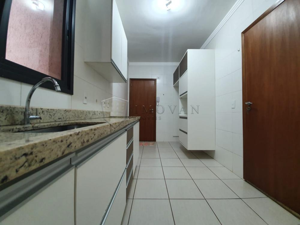 Alugar Apartamento / Padrão em Ribeirão Preto R$ 2.500,00 - Foto 3