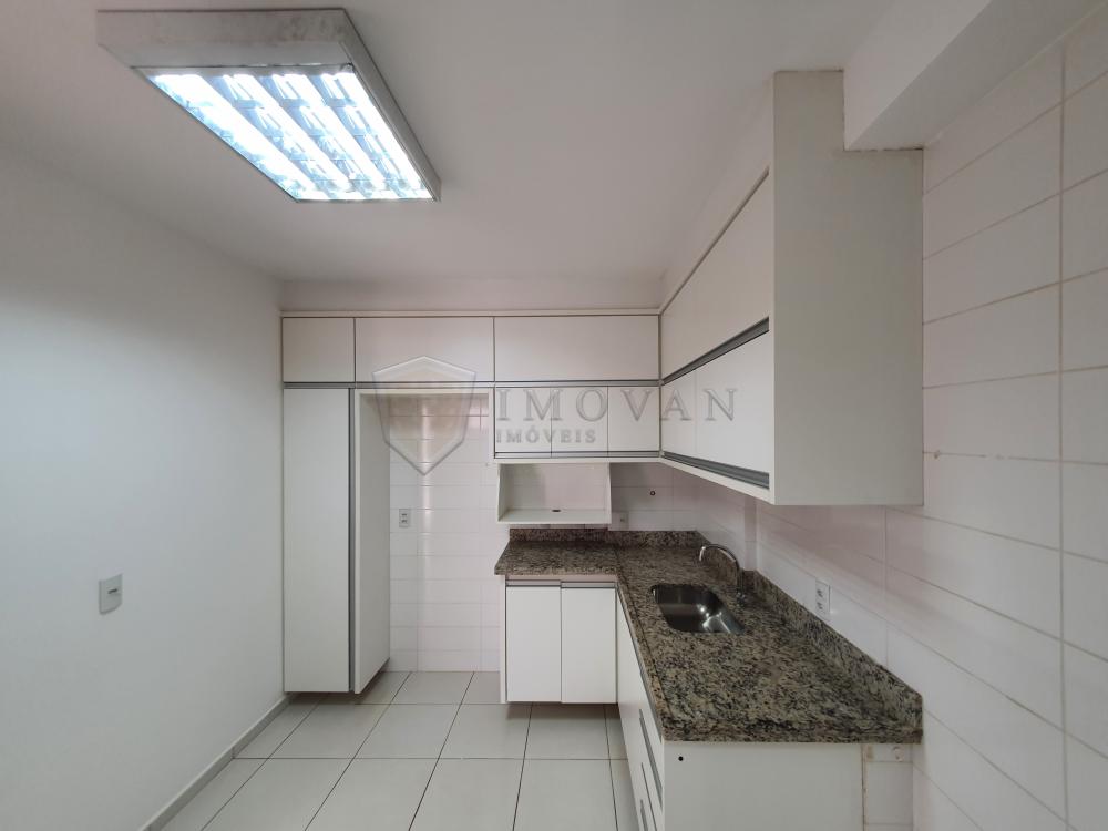 Alugar Apartamento / Padrão em Ribeirão Preto R$ 1.650,00 - Foto 4