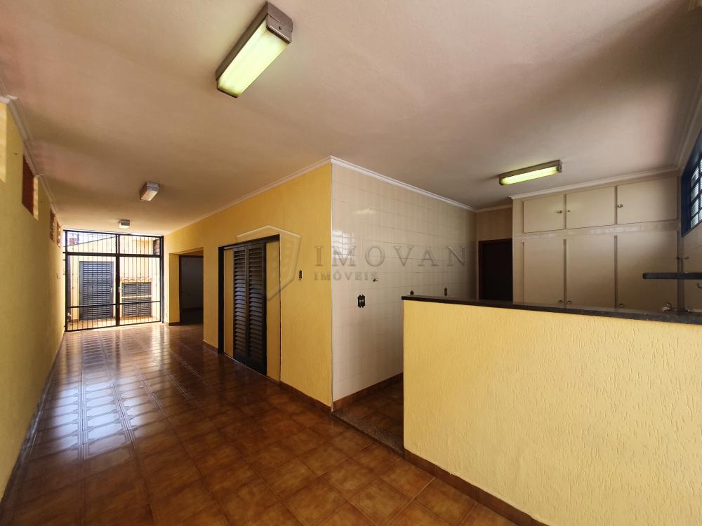 Alugar Casa / Padrão em Ribeirão Preto R$ 1.700,00 - Foto 11