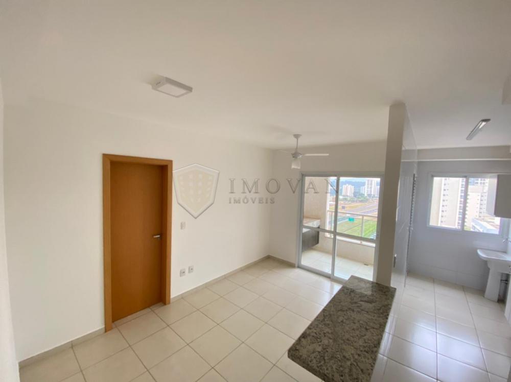 Alugar Apartamento / Padrão em Ribeirão Preto R$ 1.430,00 - Foto 2