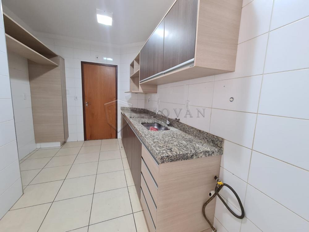 Alugar Apartamento / Padrão em Ribeirão Preto R$ 1.450,00 - Foto 9