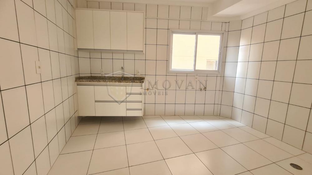 Alugar Apartamento / Padrão em Ribeirão Preto R$ 900,00 - Foto 3