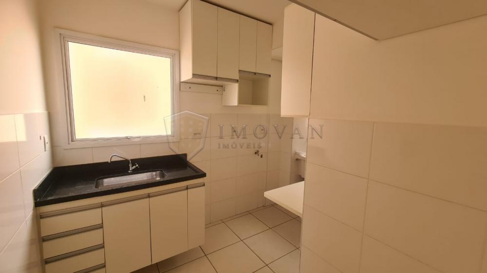 Alugar Apartamento / Padrão em Ribeirão Preto R$ 1.150,00 - Foto 2