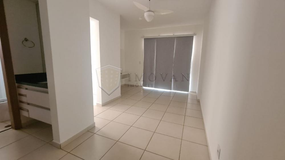 Alugar Apartamento / Padrão em Ribeirão Preto R$ 1.150,00 - Foto 4