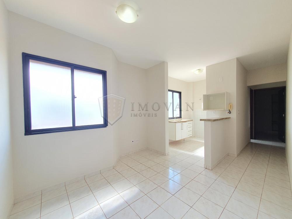 Alugar Apartamento / Padrão em Ribeirão Preto R$ 650,00 - Foto 4