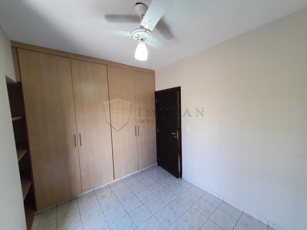 Alugar Apartamento / Padrão em Ribeirão Preto R$ 650,00 - Foto 6