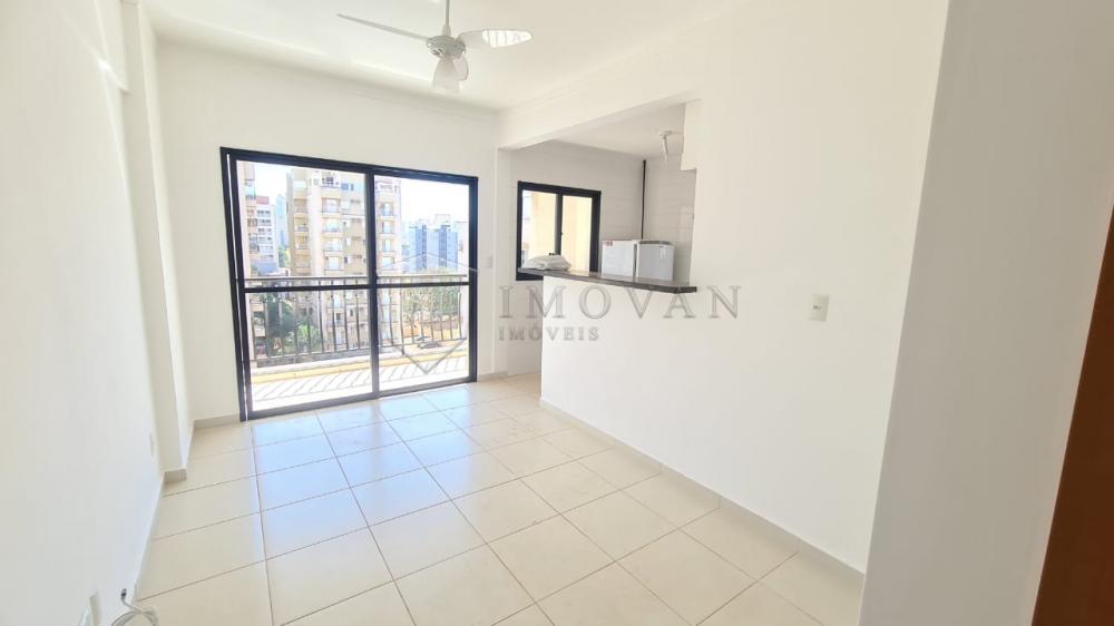 Alugar Apartamento / Padrão em Ribeirão Preto R$ 850,00 - Foto 2