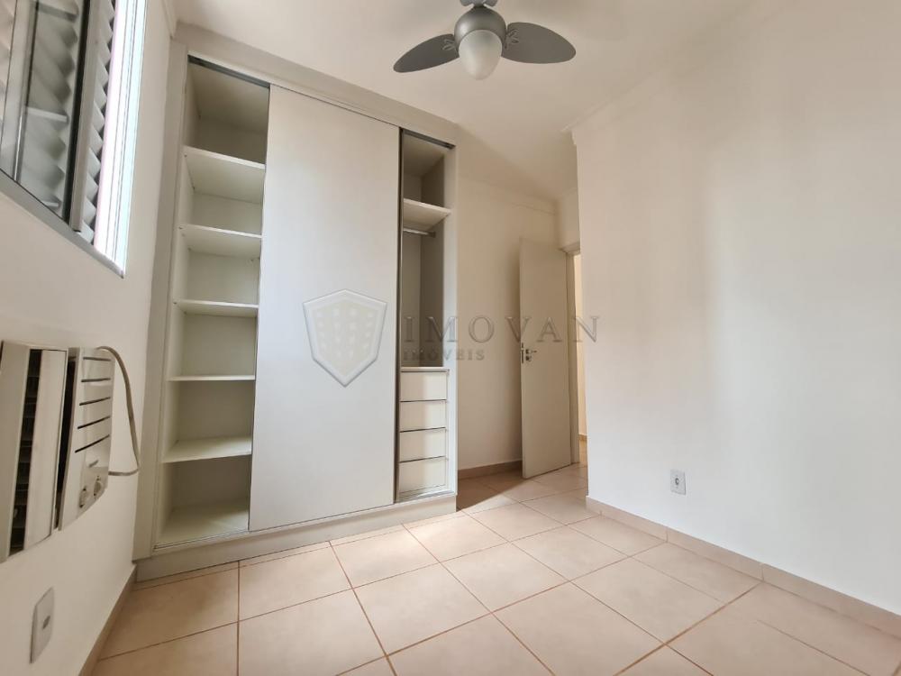 Alugar Apartamento / Padrão em Ribeirão Preto R$ 1.600,00 - Foto 12