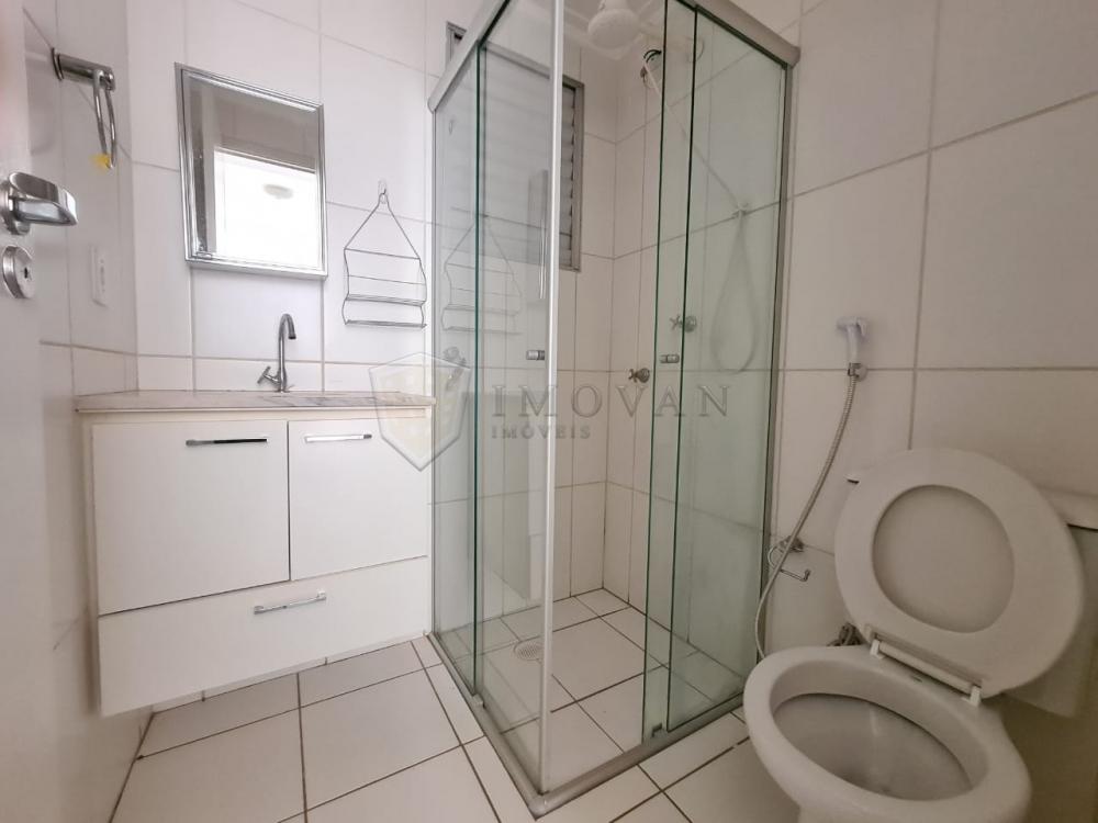 Alugar Apartamento / Padrão em Ribeirão Preto R$ 1.600,00 - Foto 8