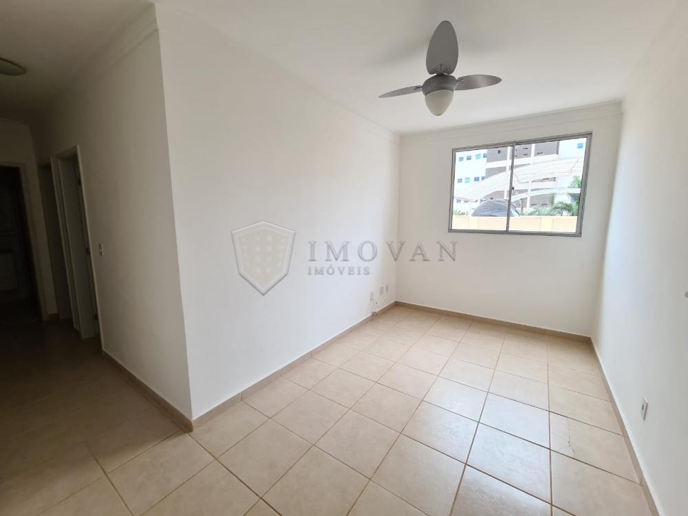 Alugar Apartamento / Padrão em Ribeirão Preto R$ 1.600,00 - Foto 2