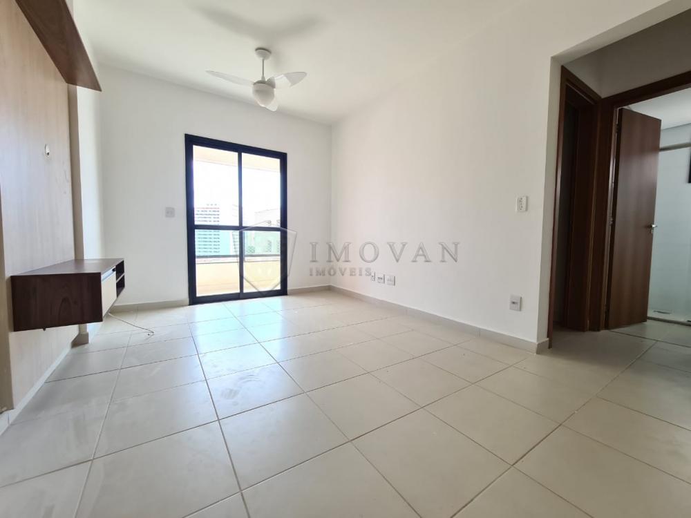 Alugar Apartamento / Padrão em Ribeirão Preto R$ 1.000,00 - Foto 2