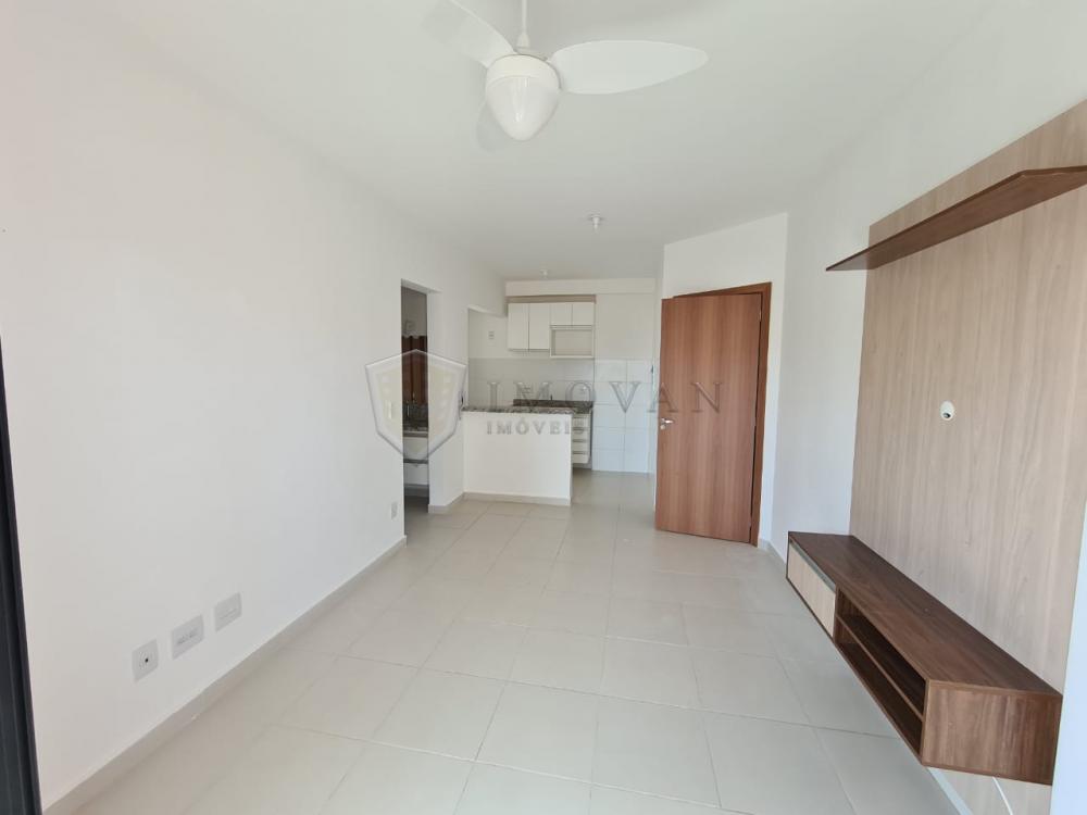 Alugar Apartamento / Padrão em Ribeirão Preto R$ 1.000,00 - Foto 3