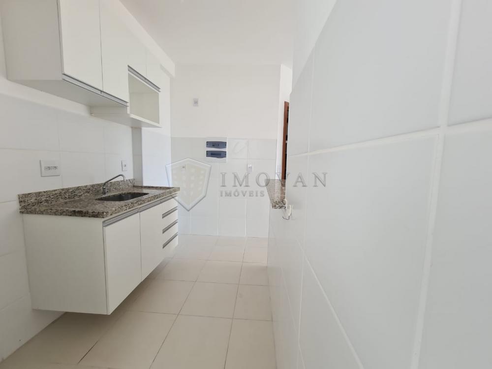 Alugar Apartamento / Padrão em Ribeirão Preto R$ 1.000,00 - Foto 8