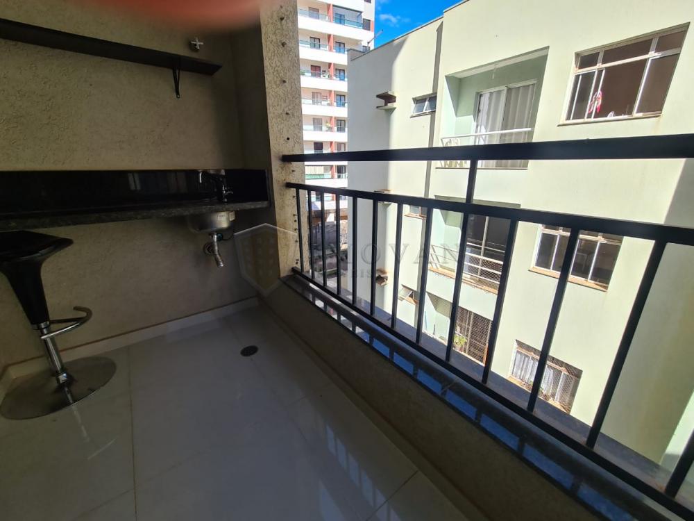 Alugar Apartamento / Padrão em Ribeirão Preto R$ 871,24 - Foto 5