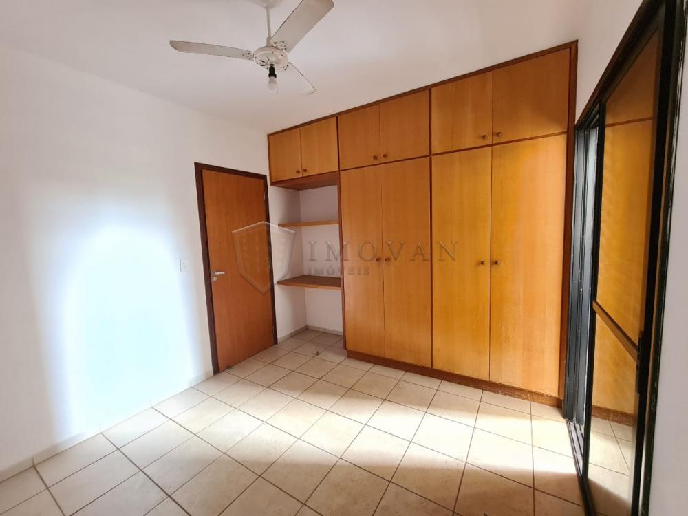 Alugar Apartamento / Padrão em Ribeirão Preto R$ 1.090,00 - Foto 7