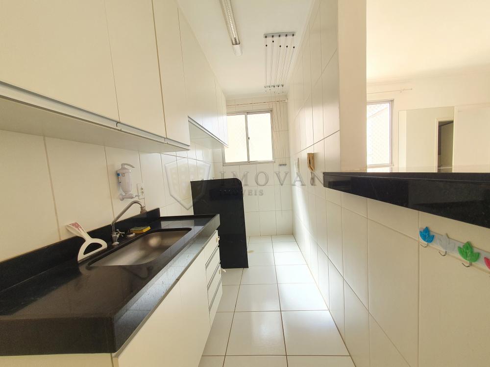 Alugar Apartamento / Padrão em Ribeirão Preto R$ 900,00 - Foto 4