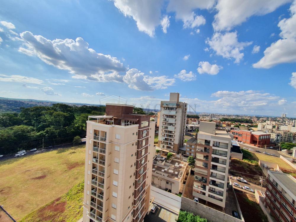 Alugar Apartamento / Padrão em Ribeirão Preto R$ 1.800,00 - Foto 14