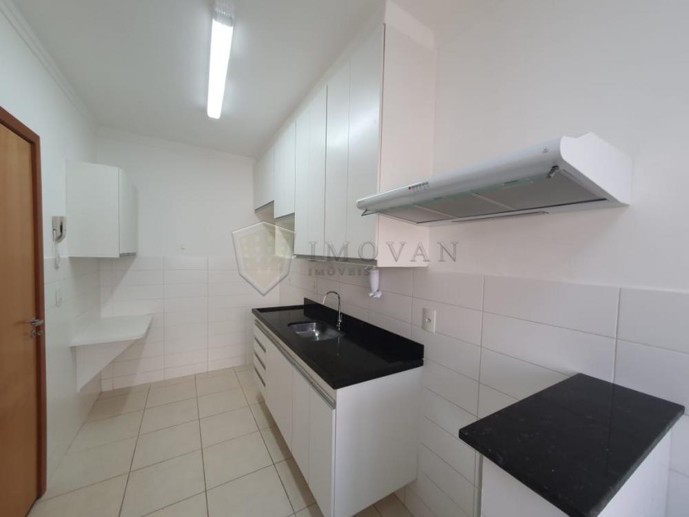 Alugar Apartamento / Padrão em Ribeirão Preto R$ 1.600,00 - Foto 5