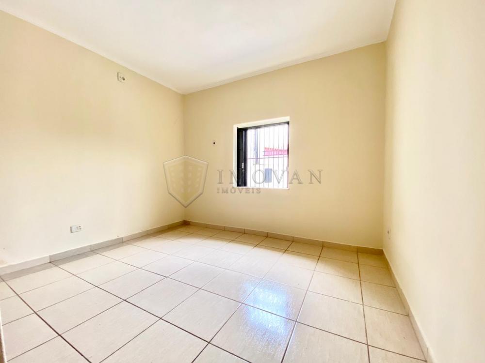 Alugar Casa / Padrão em Ribeirão Preto R$ 1.750,00 - Foto 5