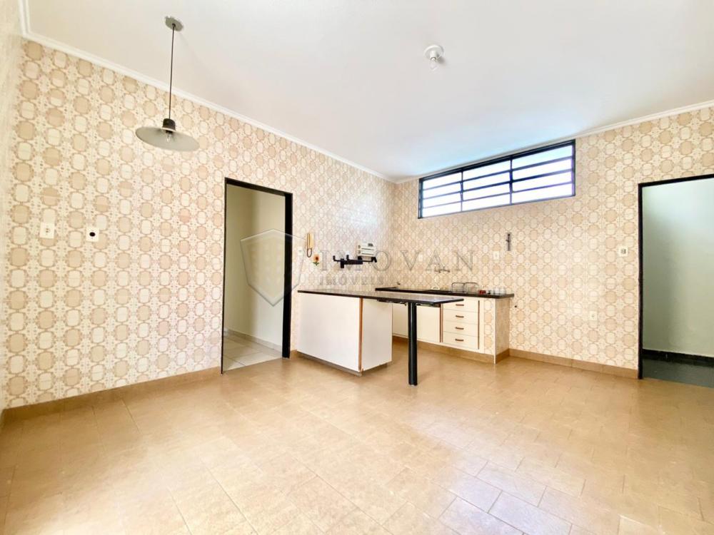 Alugar Casa / Padrão em Ribeirão Preto R$ 1.750,00 - Foto 9