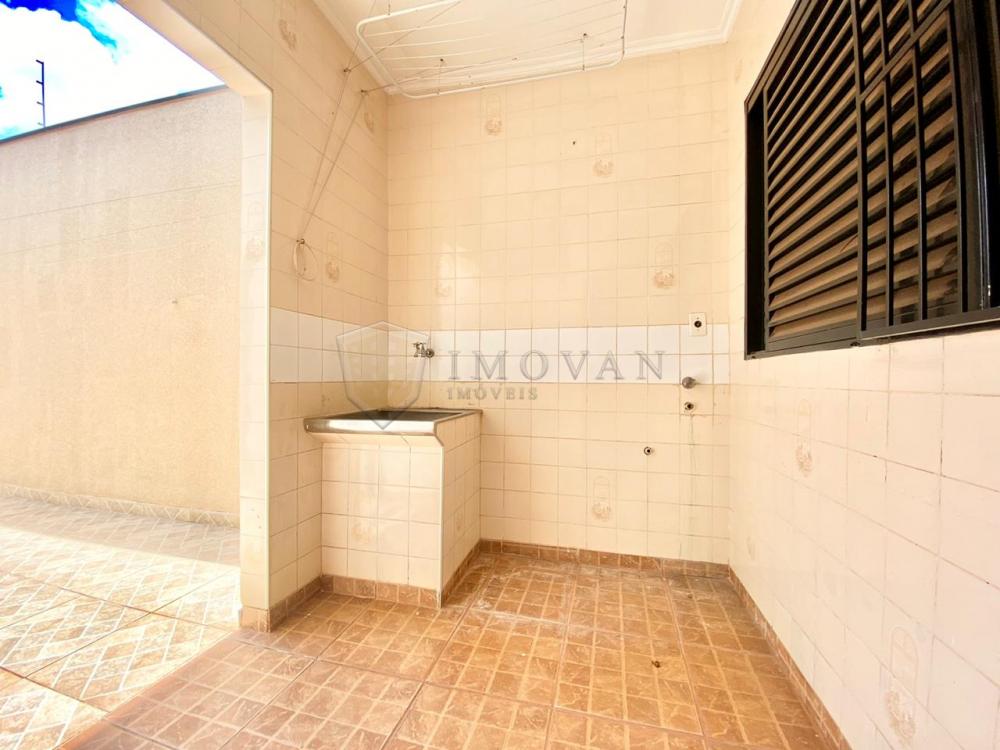 Alugar Casa / Padrão em Ribeirão Preto R$ 1.750,00 - Foto 14