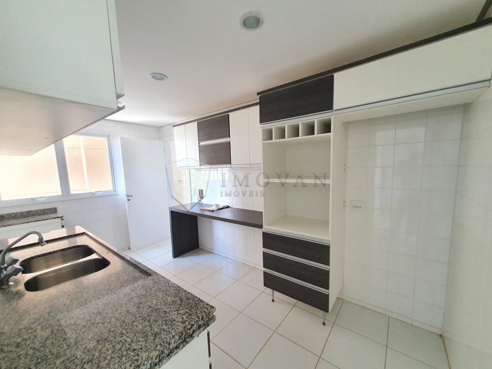 Alugar Apartamento / Padrão em Ribeirão Preto R$ 2.800,00 - Foto 3