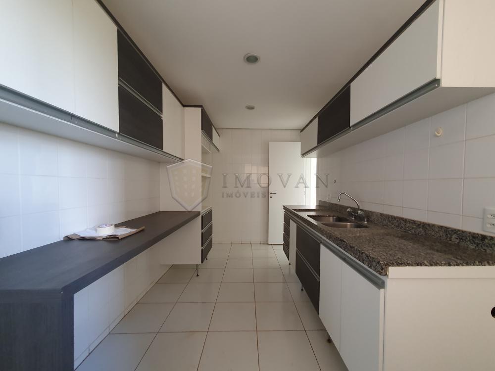 Alugar Apartamento / Padrão em Ribeirão Preto R$ 2.800,00 - Foto 4