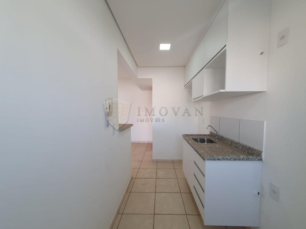 Alugar Apartamento / Padrão em Ribeirão Preto R$ 700,00 - Foto 4