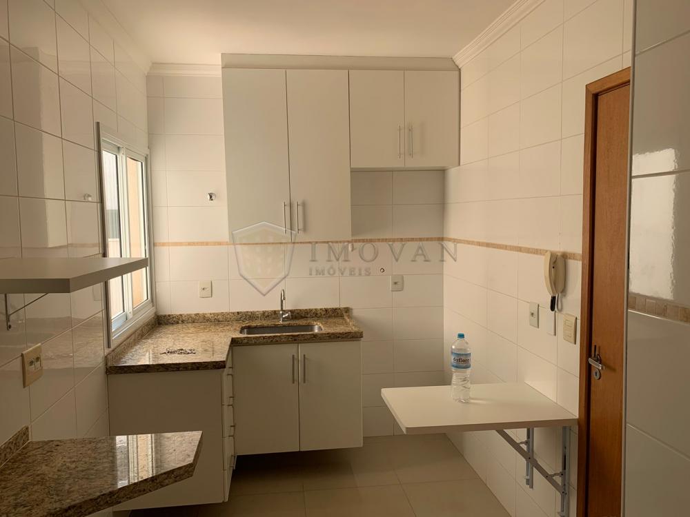 Alugar Apartamento / Padrão em Ribeirão Preto R$ 1.600,00 - Foto 2