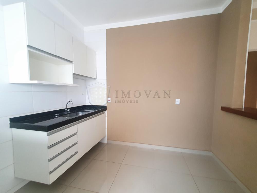 Alugar Apartamento / Padrão em Ribeirão Preto R$ 1.650,00 - Foto 3