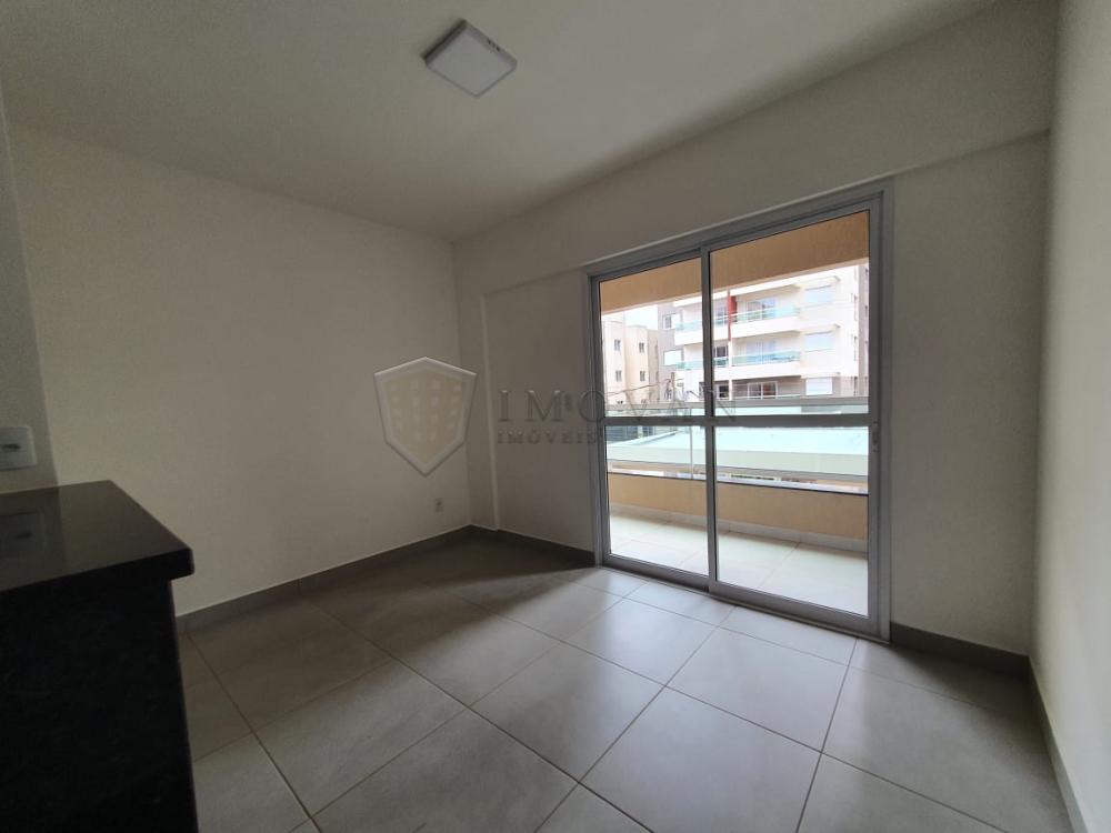 Alugar Apartamento / Padrão em Ribeirão Preto R$ 900,00 - Foto 5