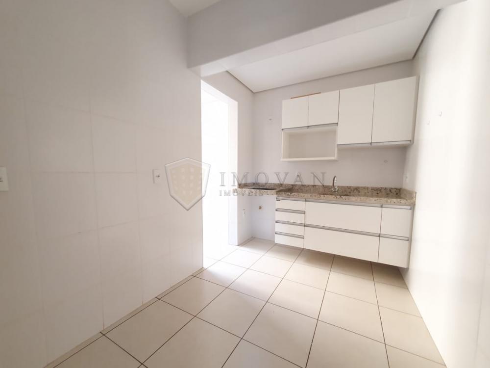 Alugar Apartamento / Padrão em Ribeirão Preto R$ 1.800,00 - Foto 2