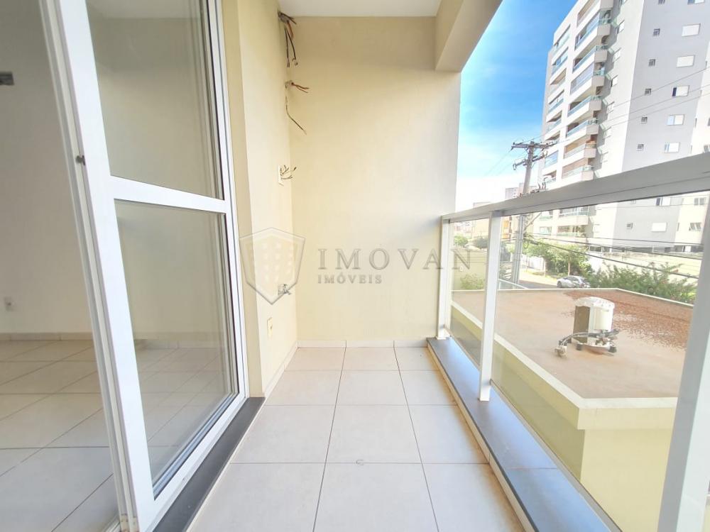 Alugar Apartamento / Padrão em Ribeirão Preto R$ 1.800,00 - Foto 11