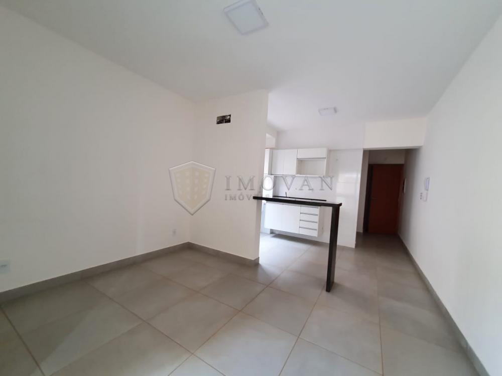 Alugar Apartamento / Padrão em Ribeirão Preto R$ 1.000,00 - Foto 5