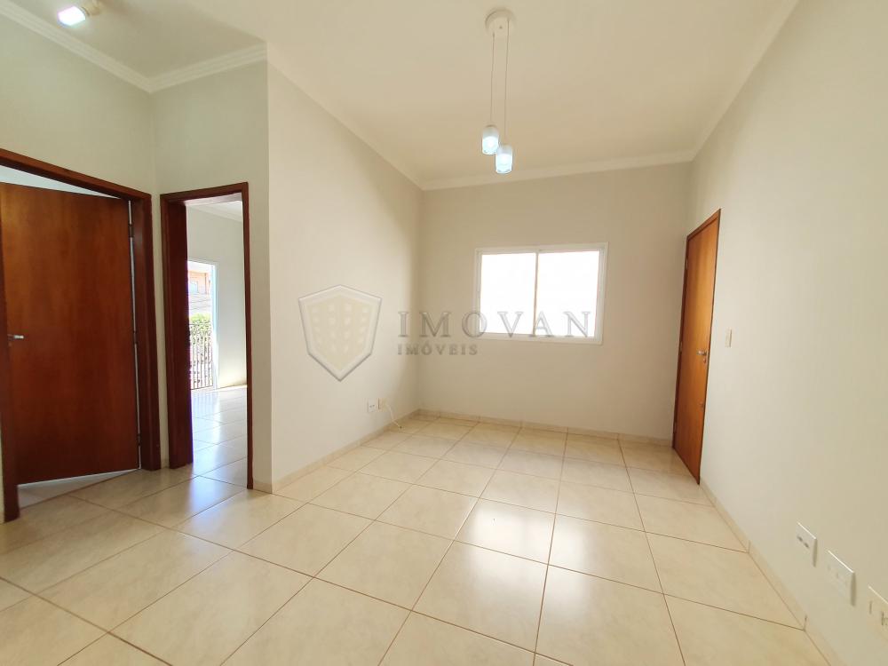 Alugar Apartamento / Padrão em Ribeirão Preto R$ 1.200,00 - Foto 5