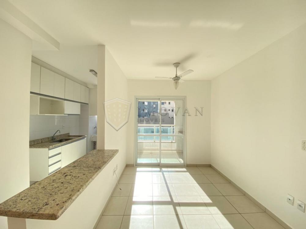 Alugar Apartamento / Padrão em Ribeirão Preto R$ 1.250,00 - Foto 3