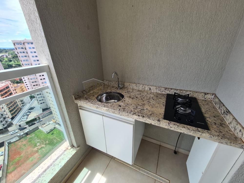 Alugar Apartamento / Padrão em Ribeirão Preto R$ 2.000,00 - Foto 5