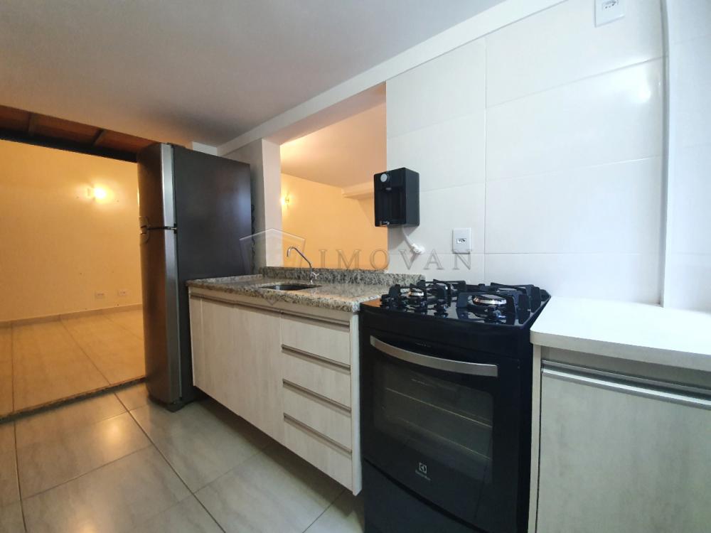 Alugar Apartamento / Padrão em Ribeirão Preto R$ 1.900,00 - Foto 9