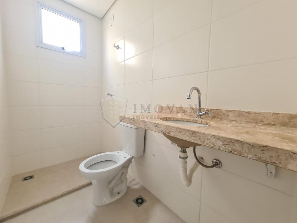 Alugar Apartamento / Padrão em Ribeirão Preto R$ 1.700,00 - Foto 9