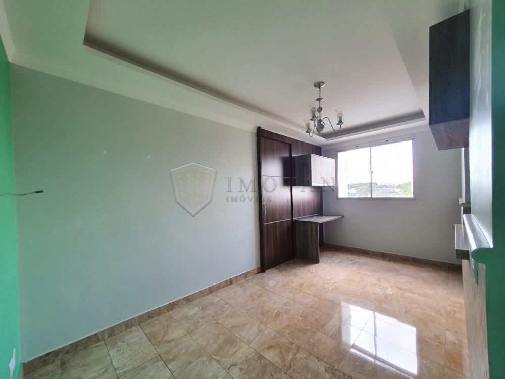 Alugar Apartamento / Padrão em Ribeirão Preto R$ 950,00 - Foto 2