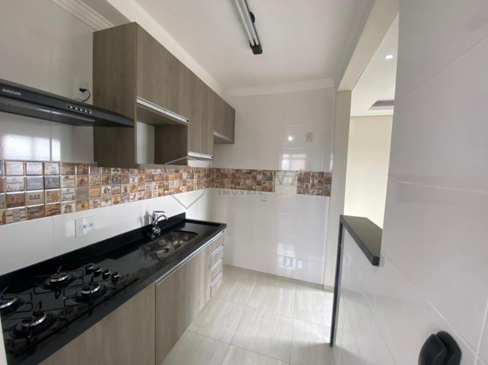 Alugar Apartamento / Padrão em Ribeirão Preto R$ 1.085,00 - Foto 4