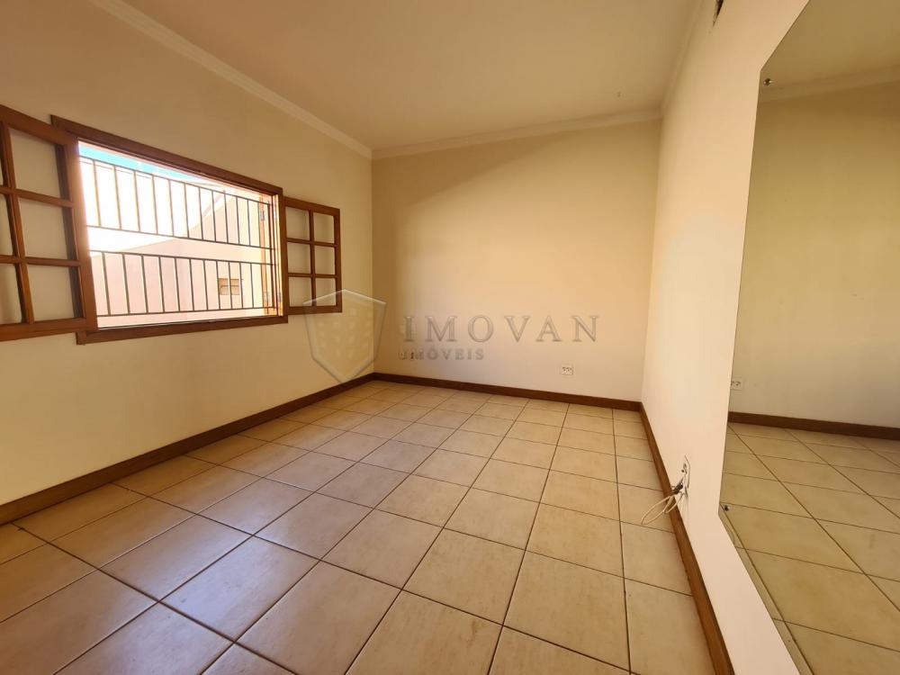 Alugar Casa / Padrão em Ribeirão Preto R$ 3.900,00 - Foto 11