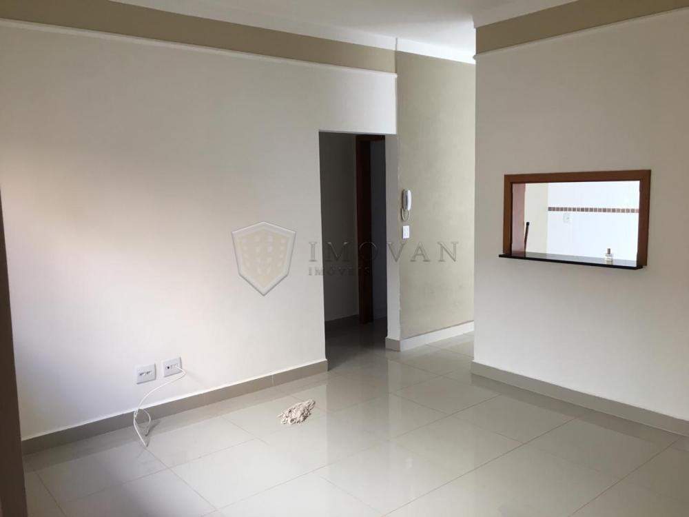 Alugar Apartamento / Padrão em Ribeirão Preto R$ 1.600,00 - Foto 4