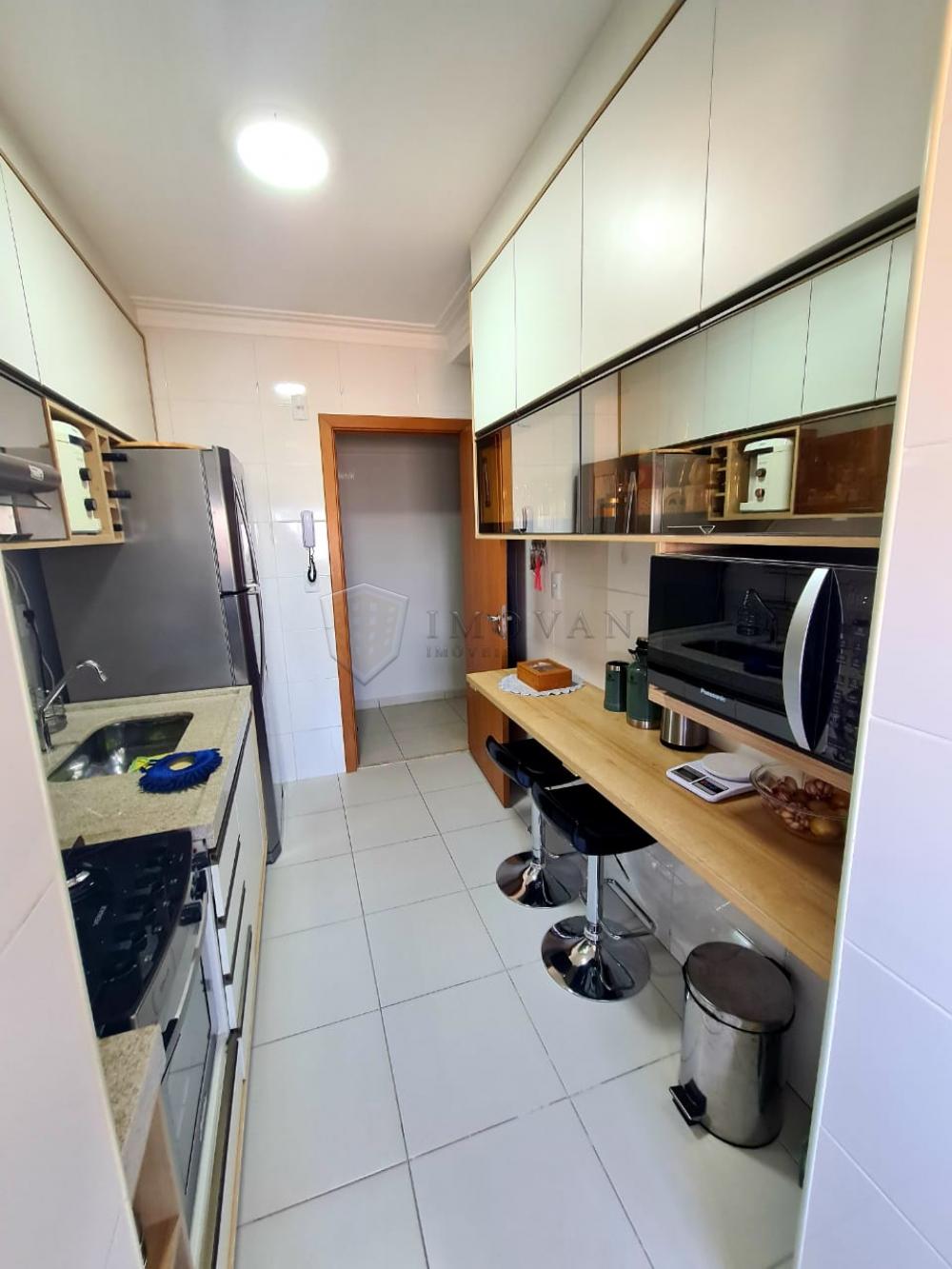 Alugar Apartamento / Padrão em Ribeirão Preto R$ 2.500,00 - Foto 4