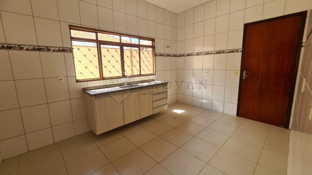 Alugar Casa / Padrão em Ribeirão Preto R$ 1.400,00 - Foto 6
