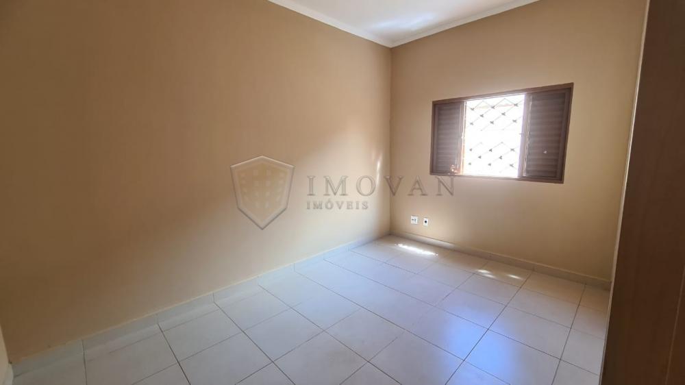 Alugar Casa / Padrão em Ribeirão Preto R$ 1.400,00 - Foto 14