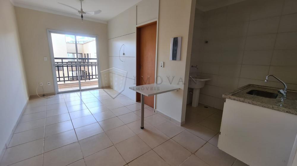 Alugar Apartamento / Padrão em Ribeirão Preto R$ 1.150,00 - Foto 2