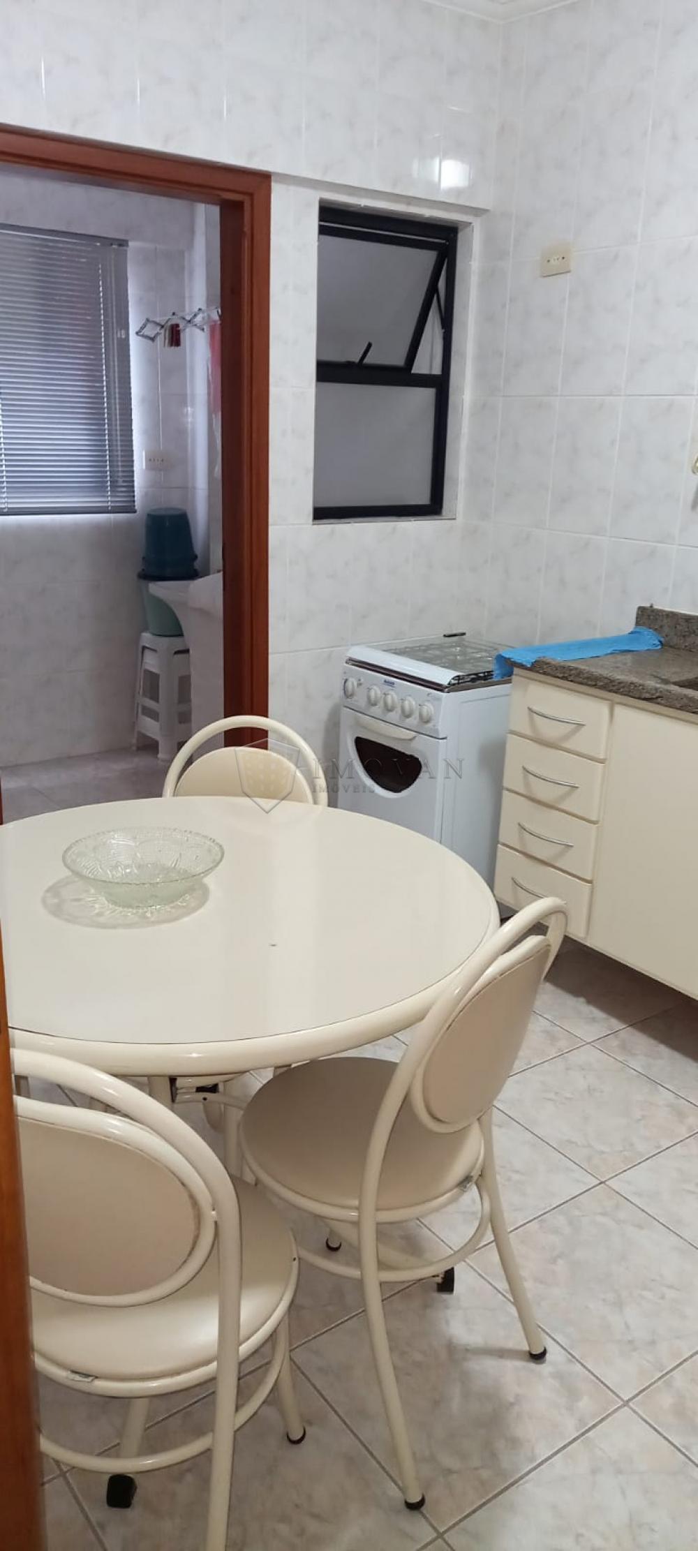 Comprar Apartamento / Padrão em Mongaguá R$ 300.000,00 - Foto 2